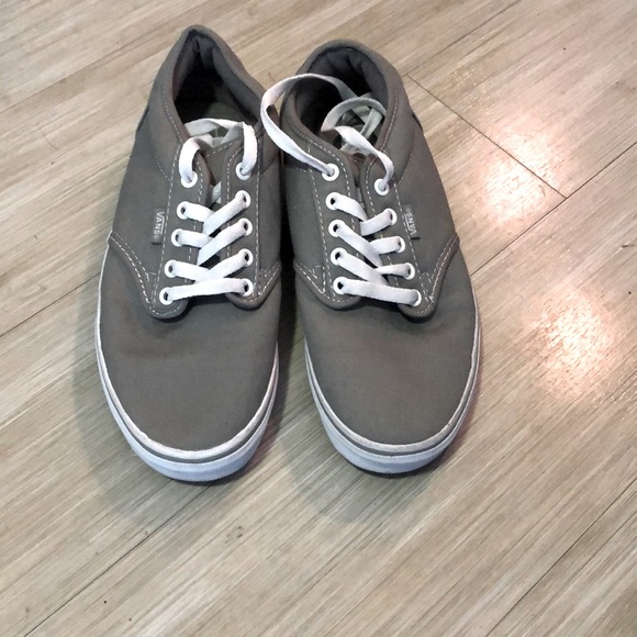 Vans Shoes - 🔲 Vans Gray Fashion Sneaker